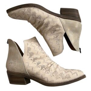 NEW Blowfish Sean Booties Cloud Size 8.5